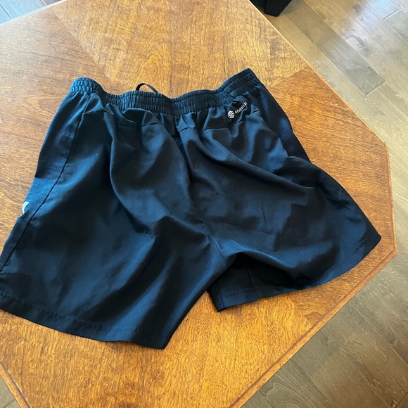 Men’s adidas 5inch inseam areodry shorts with underwear built in - Picture 2 of 5